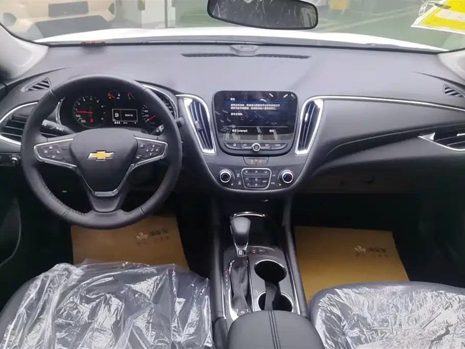 Chevrolet Malibu XL 2023 1.5T RS Edition фото 12