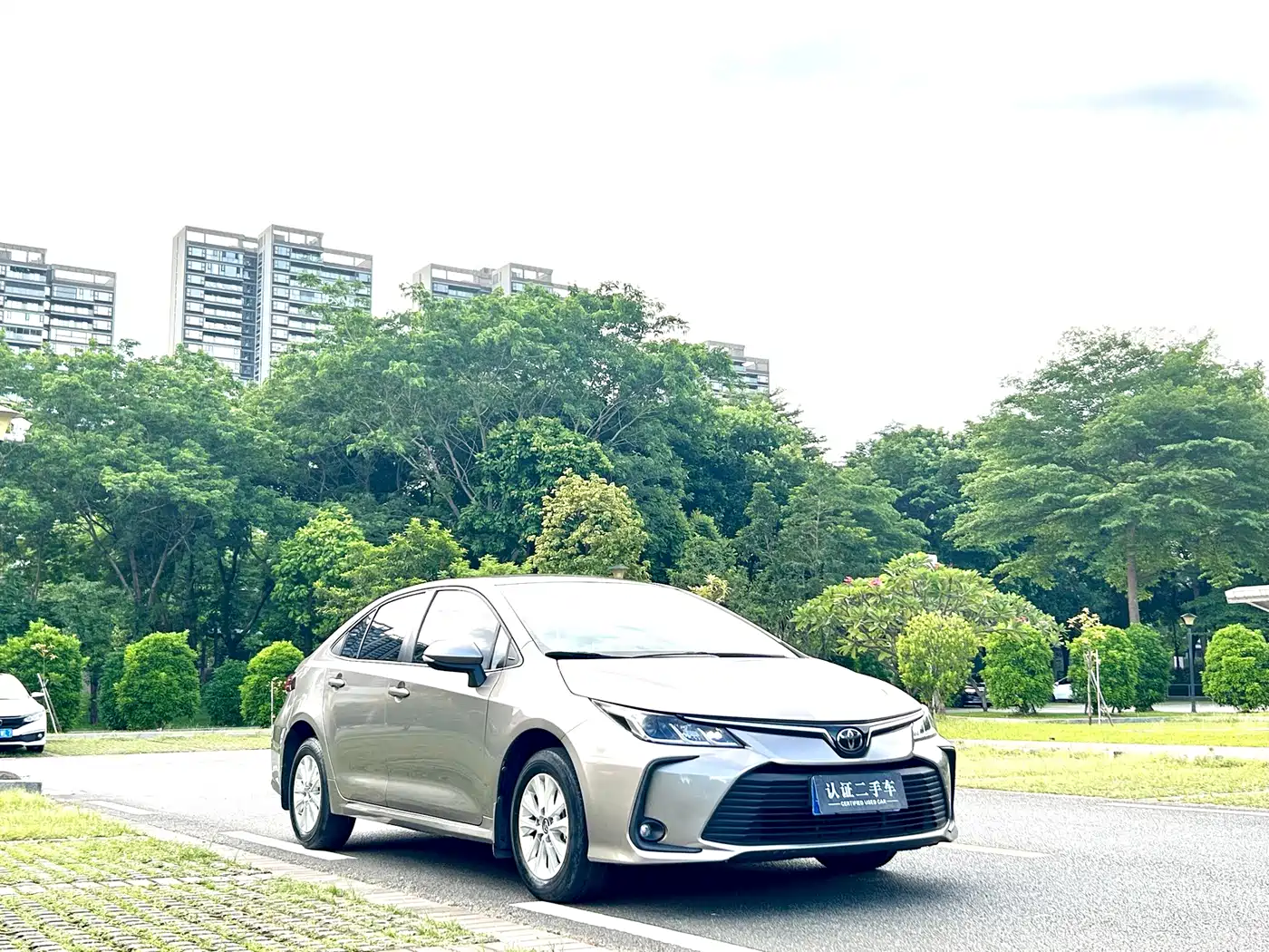 Фото 4 - Toyota Corolla
