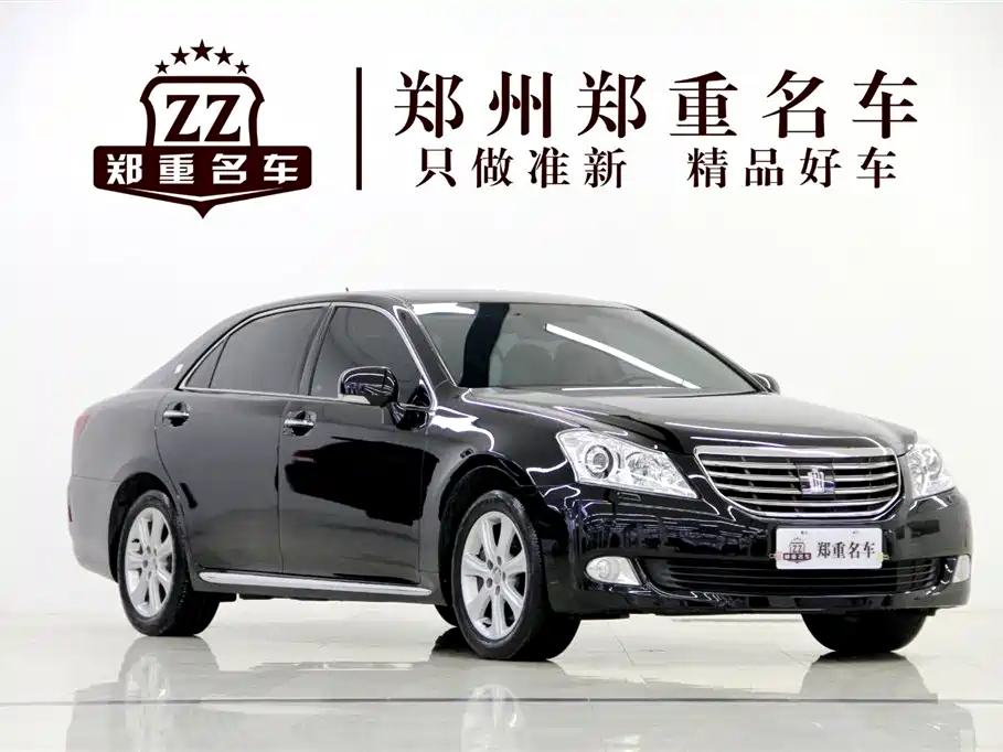 Toyota Crown 2010 4.3L Royal Saloon VIP фото 3