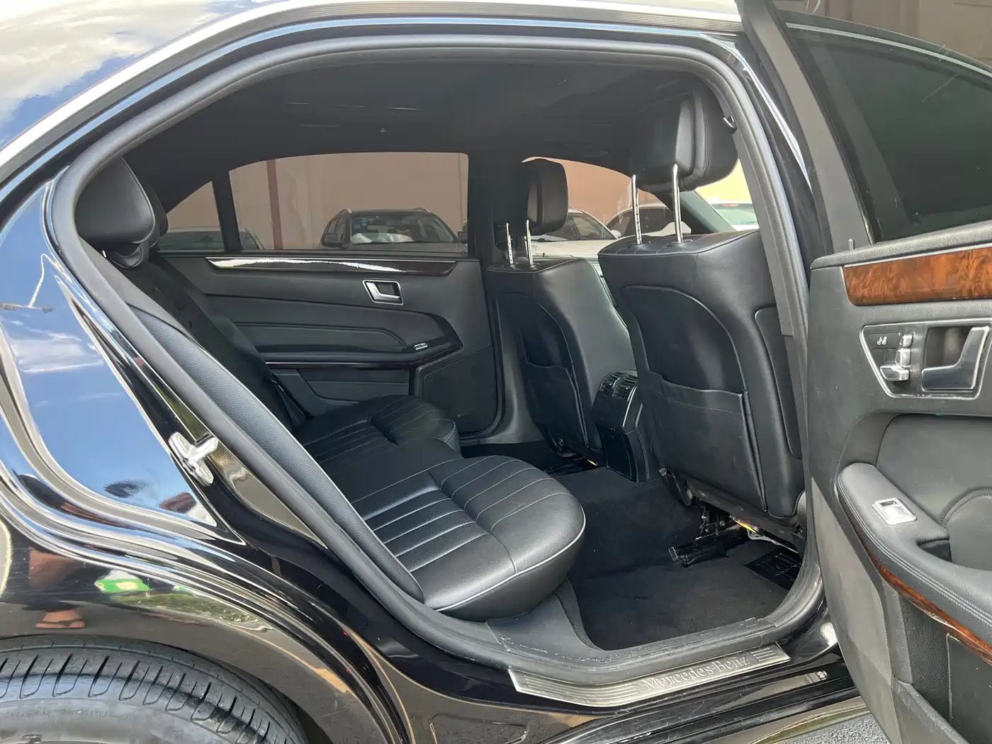 Mercedes-Benz E-Class 2015 E 260 L фото 11