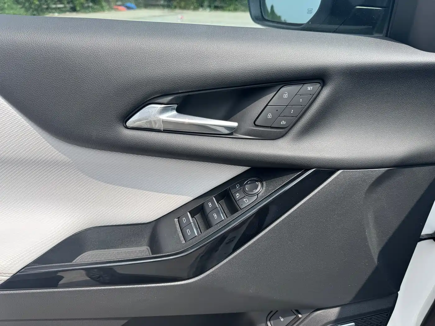 Chevrolet Equinox Plus 2025 2024 155km ACTIV Ultimate Edition