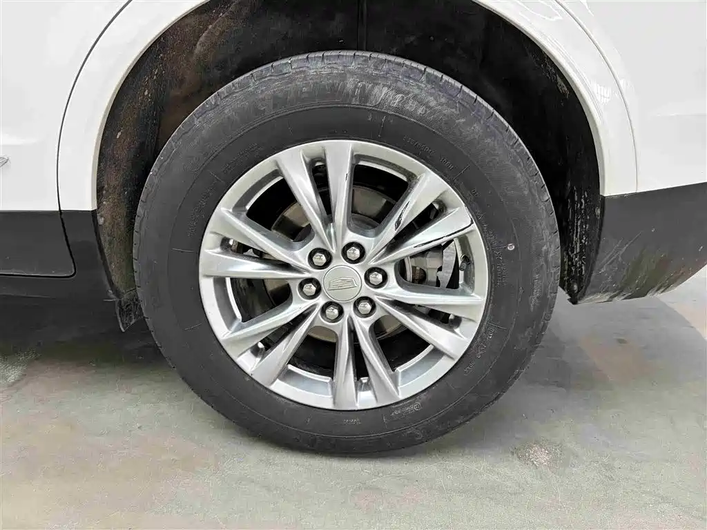Cadillac XT5 2021 28T Luxury фото 33