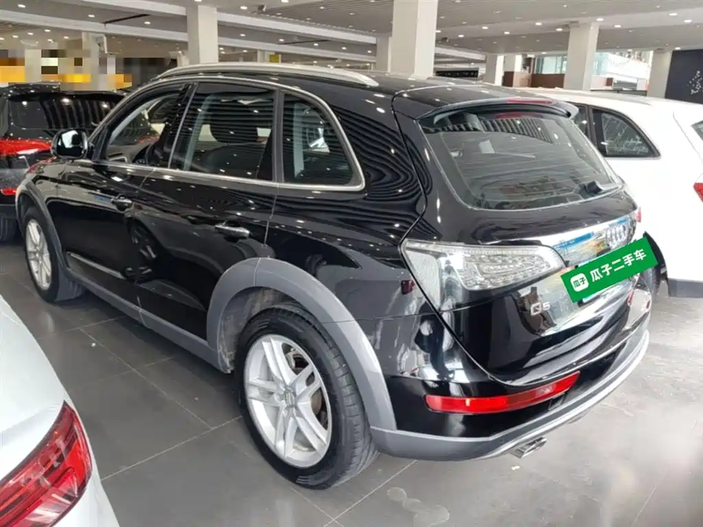 Audi Q5 2017 Plus 40 TFSI Technology фото 5