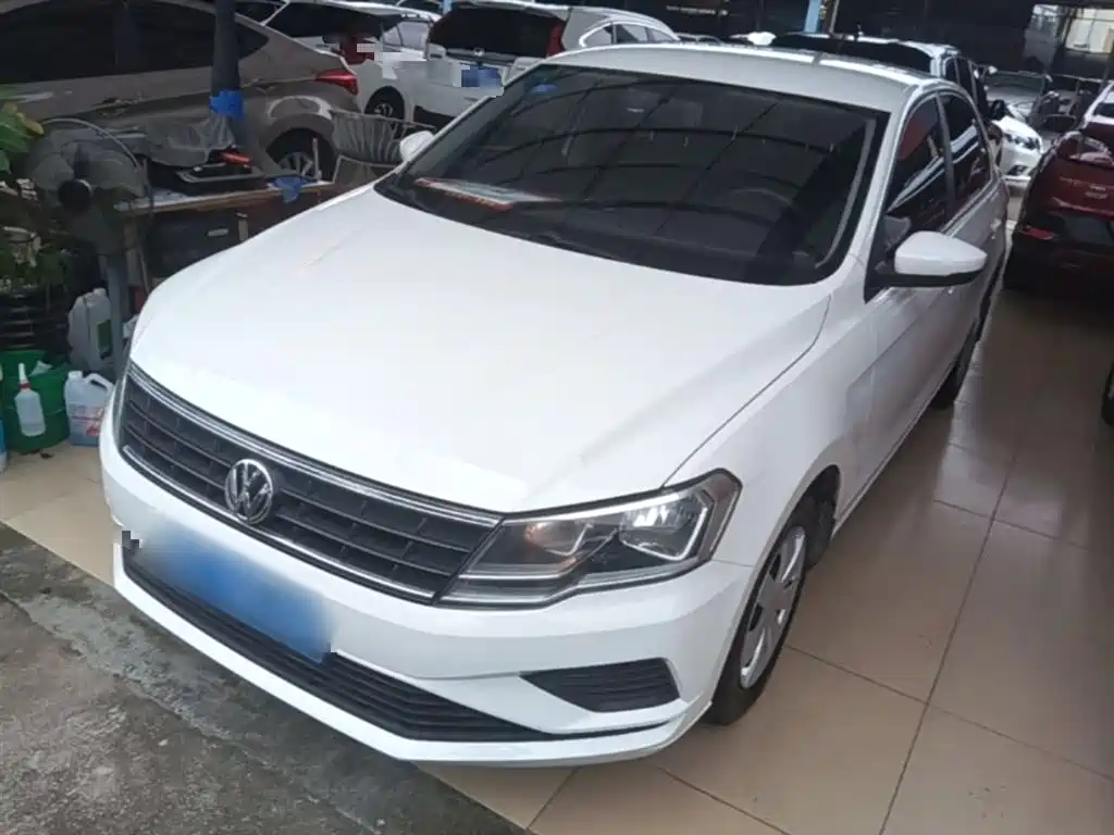 Volkswagen Jetta 2017 1.5L Automatic Fashion фото 2