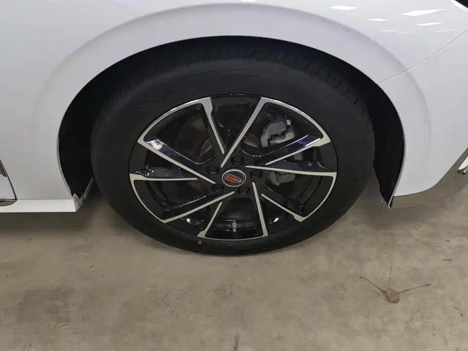 Hongqi H6 2025 2024 Model 2.0T Elegance Edition