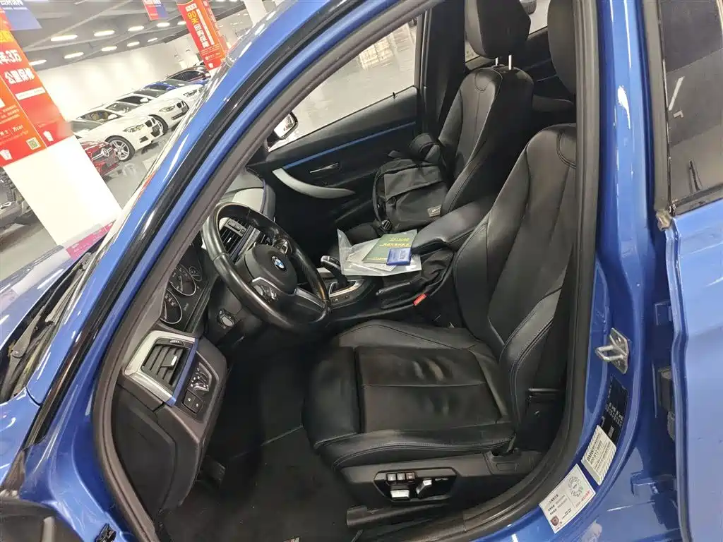 BMW 3 Series 2018 320i M Sport Package фото 15