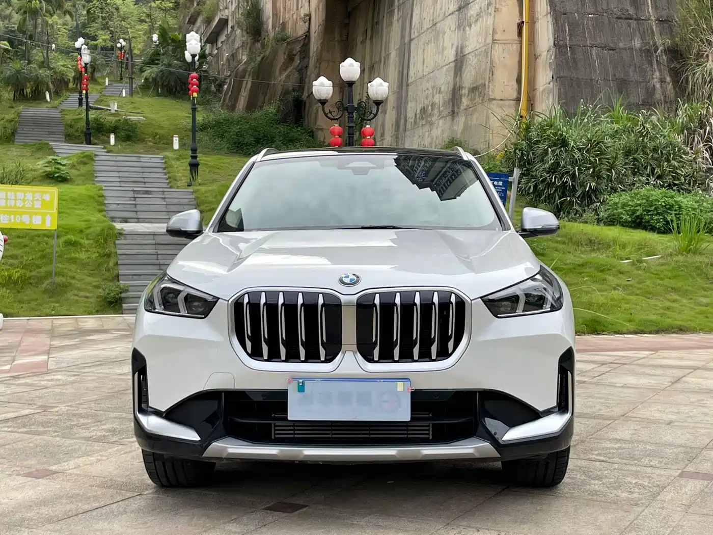 BMW X1 2024 2023 sDrive20Li X Design Package
