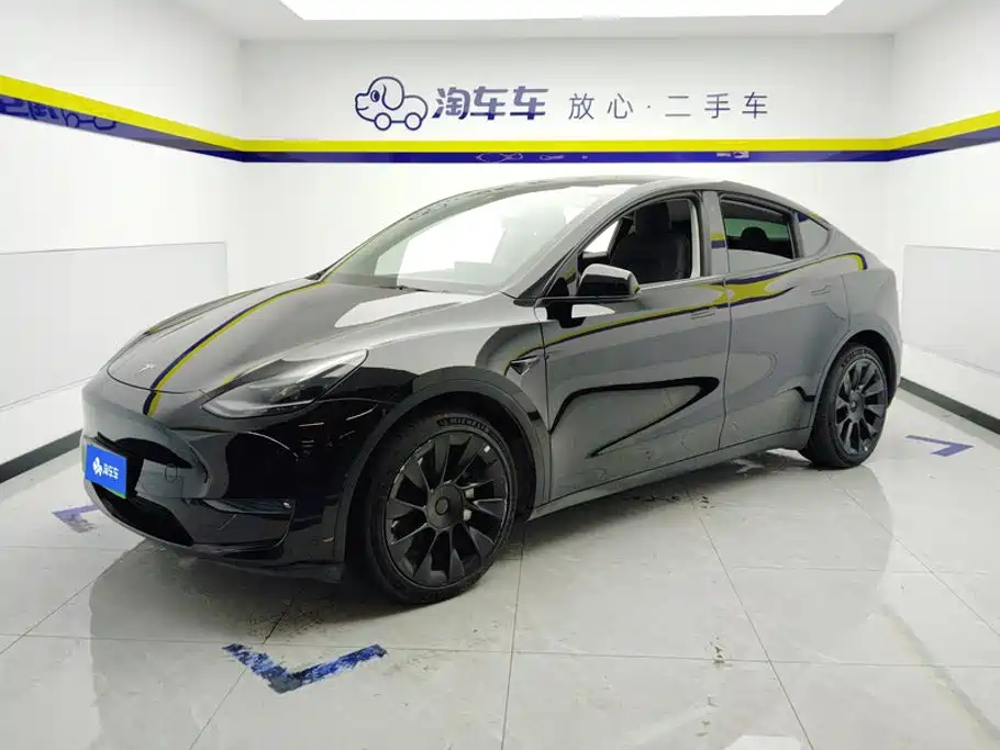 Tesla Model Y 2021
