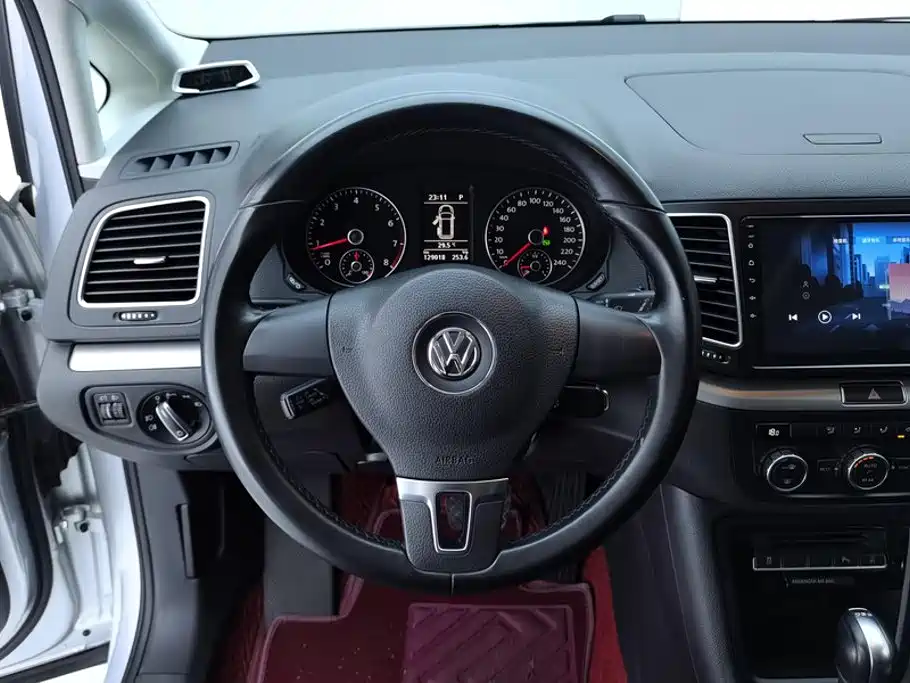 Volkswagen Sharan 2014 2013 1.8TSI Standard