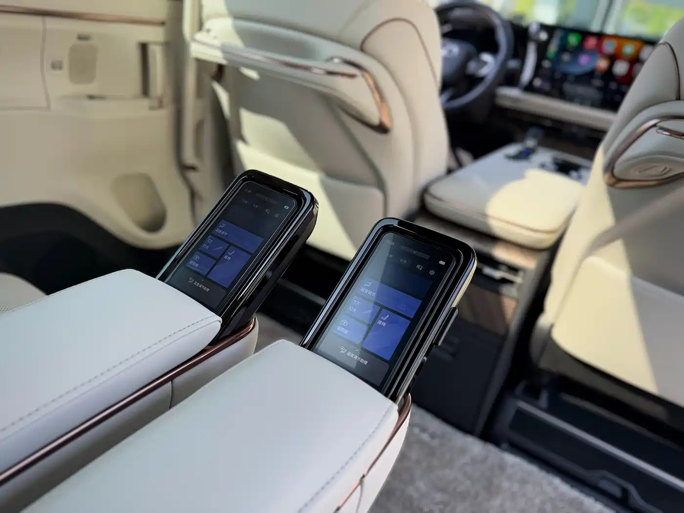 Lexus LM 2024 2023 500h 6-Seater Prestige Edition