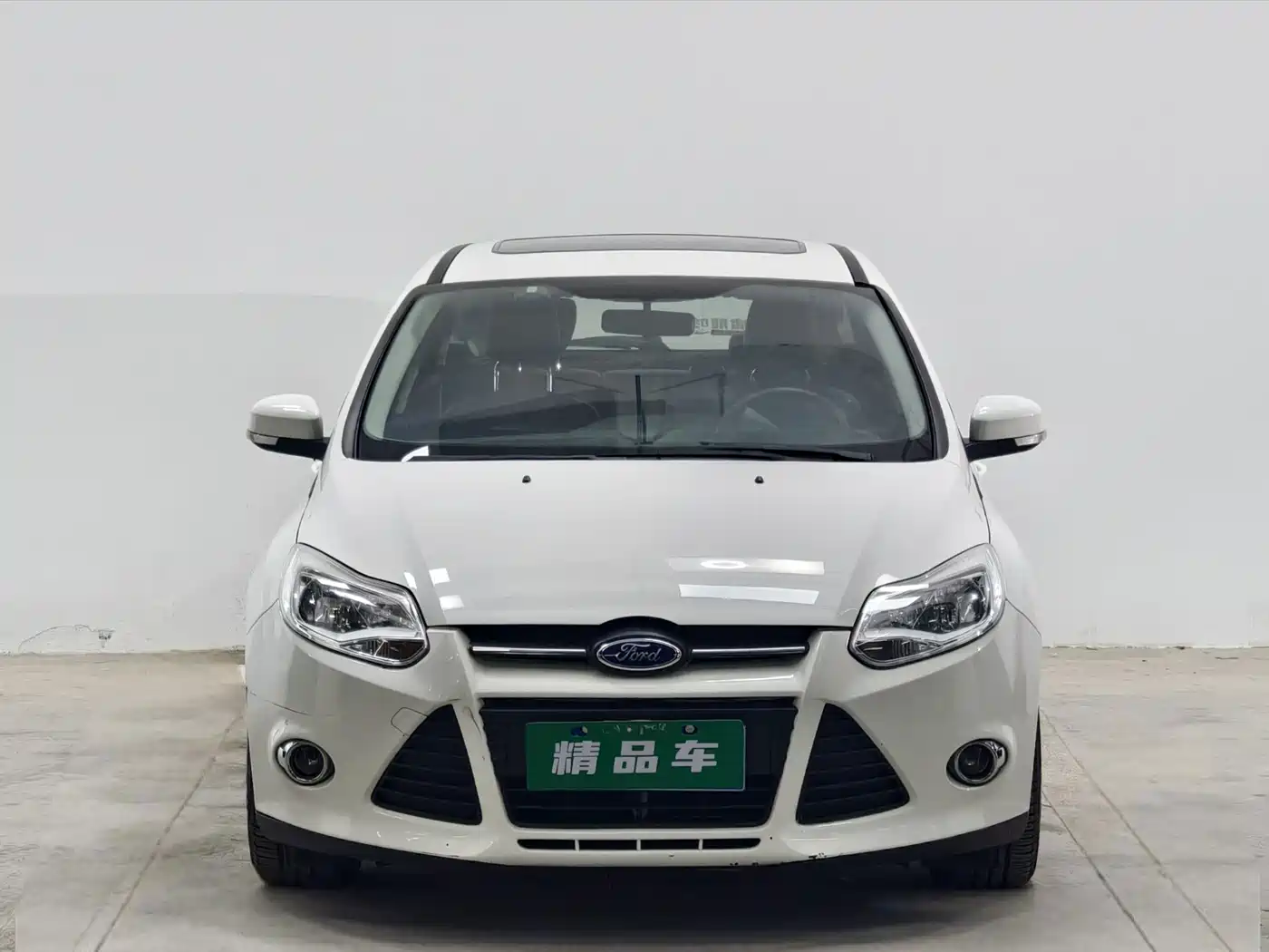Фото 2 - Ford Focus
