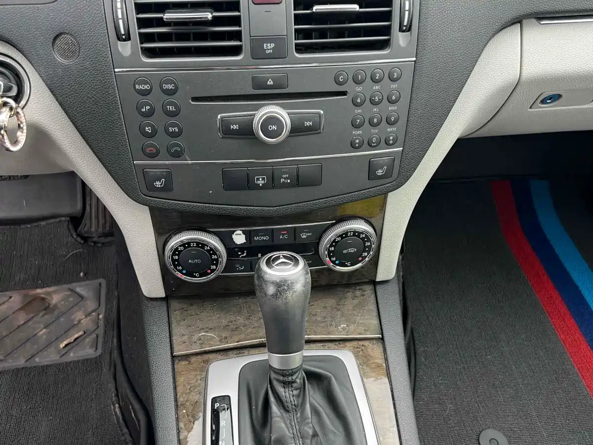Mercedes-Benz C-Class 2008 Model C 200K Elegance Edition фото 12