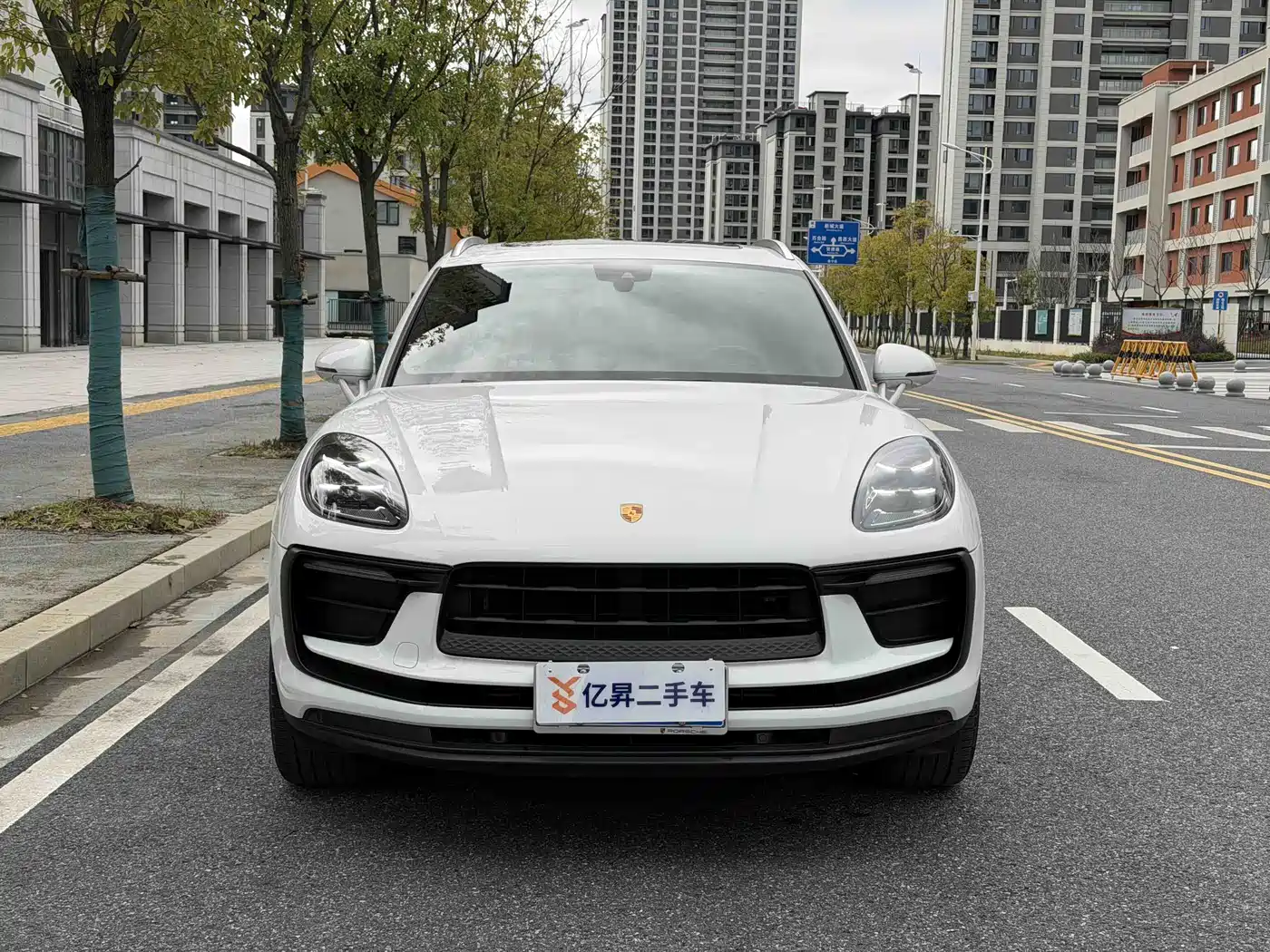 Porsche Macan 2024 Macan 2.0T фото 2