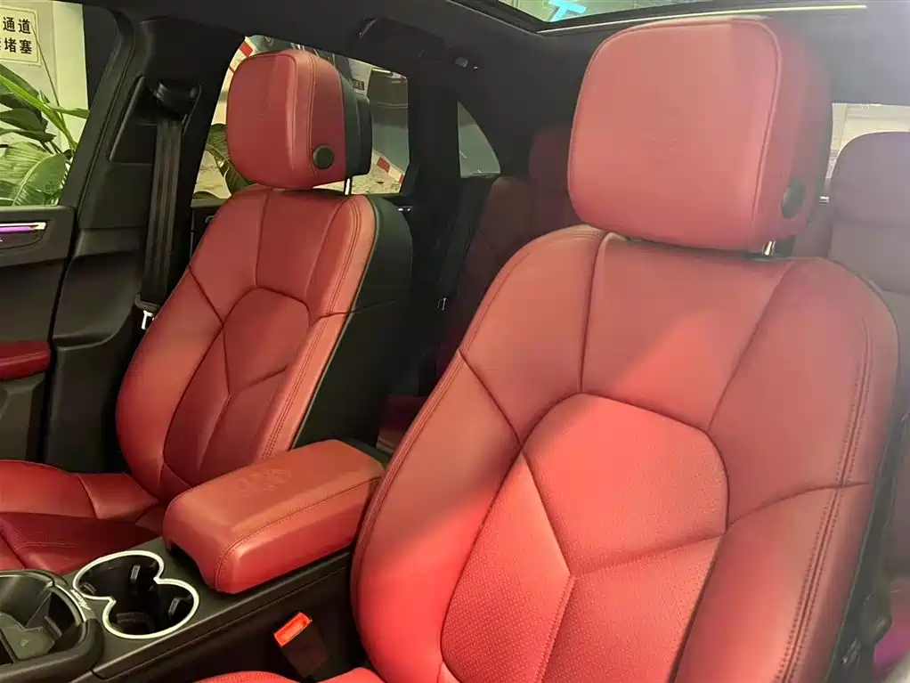 Porsche Macan 2023 Macan 2.0T фото 9
