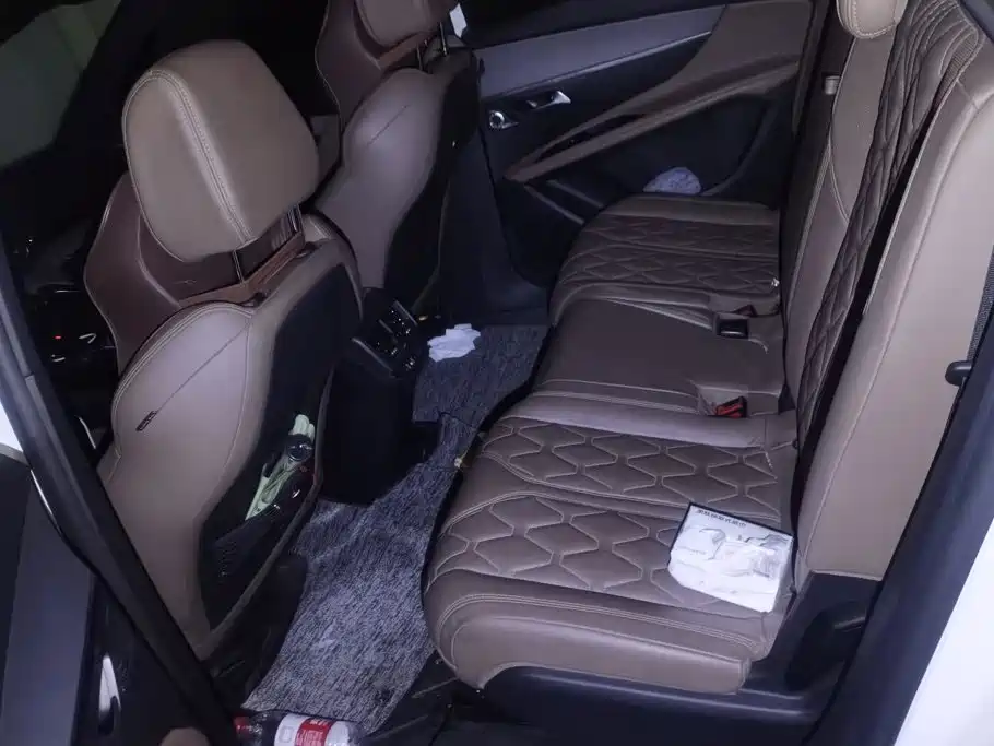 Peugeot 5008 2018 2017 380THP 7-Seater Luxury GT Edition