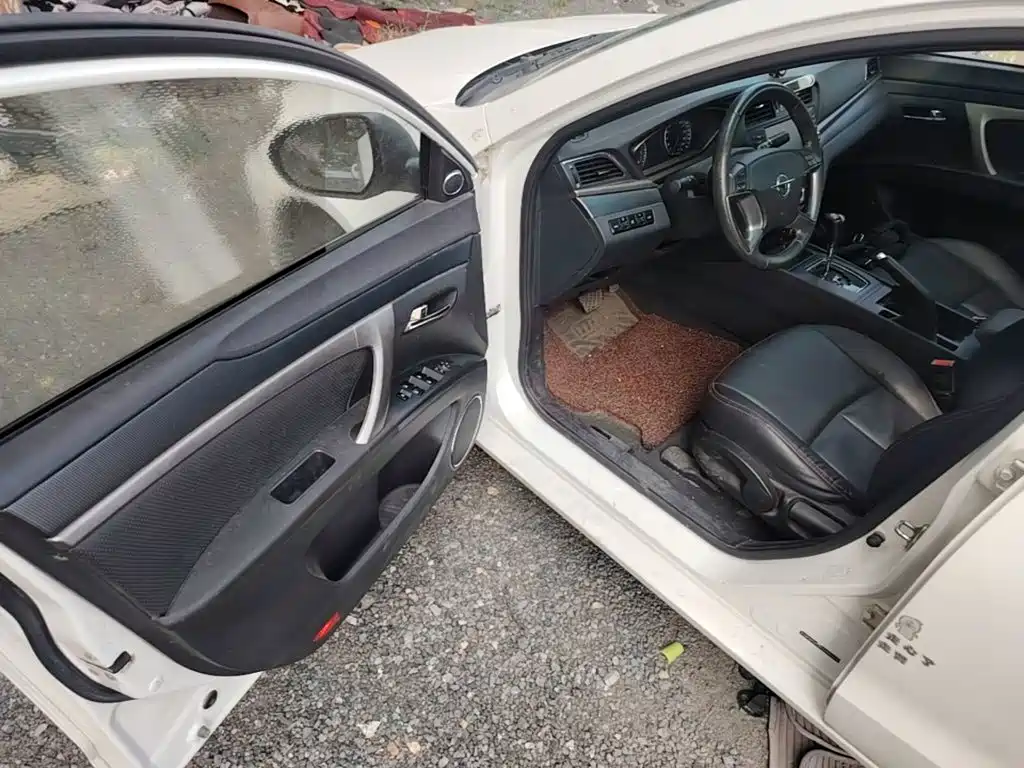 Haima M6 2015 2015 1.5T CVT Sport Intelligent