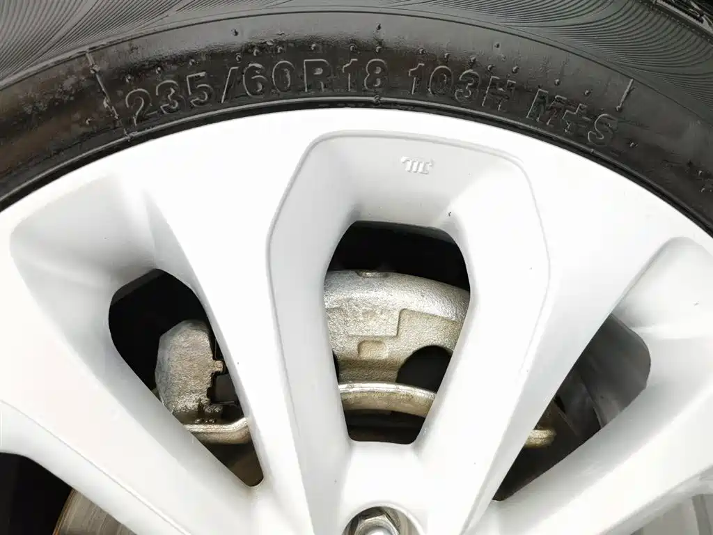 Kia Sorento 2013 2.2T 5-seat Diesel Comfort Edition фото 24