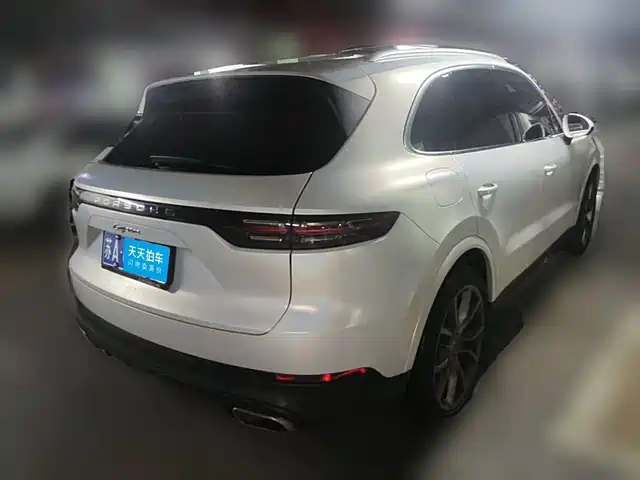 Porsche Cayenne 2019 Cayenne 3.0T — фото 2