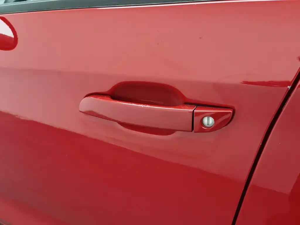 Chery Fengyun 2 2015 2013 Hatchback 1.5L AMT Sharp Edition