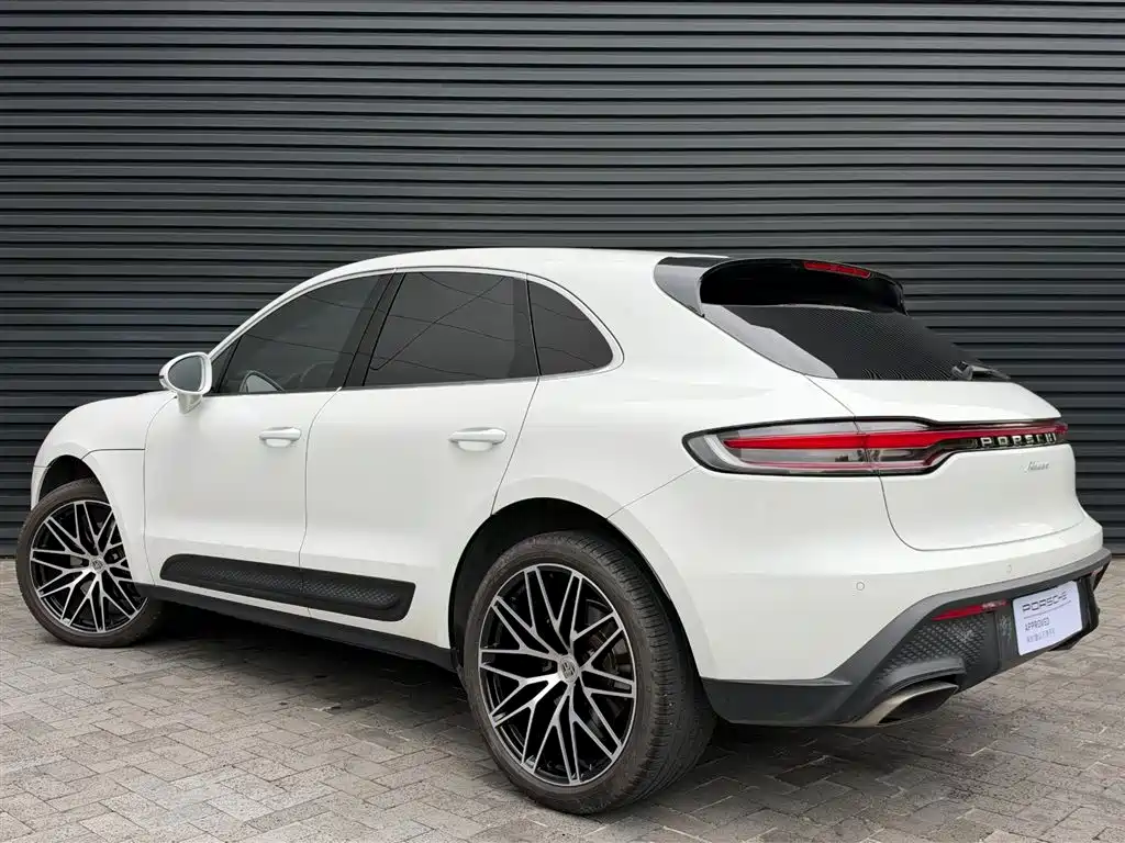 Фото 3 - Porsche Macan