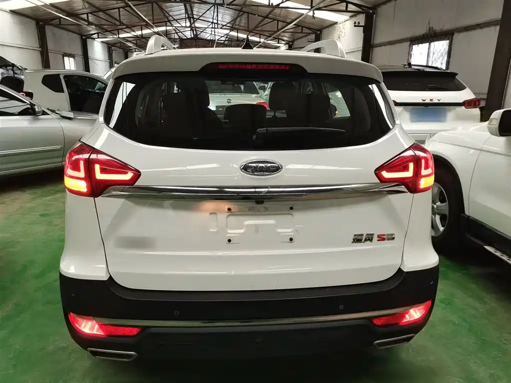 JAC Motors Refine S3 2017 2017 1.5L Manual Luxury Smart