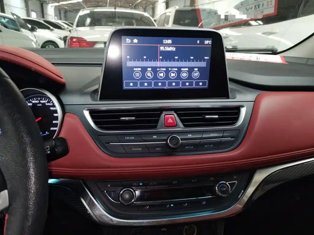 JAC Motors Refine S3 2017 2017 1.5L Manual Luxury Smart