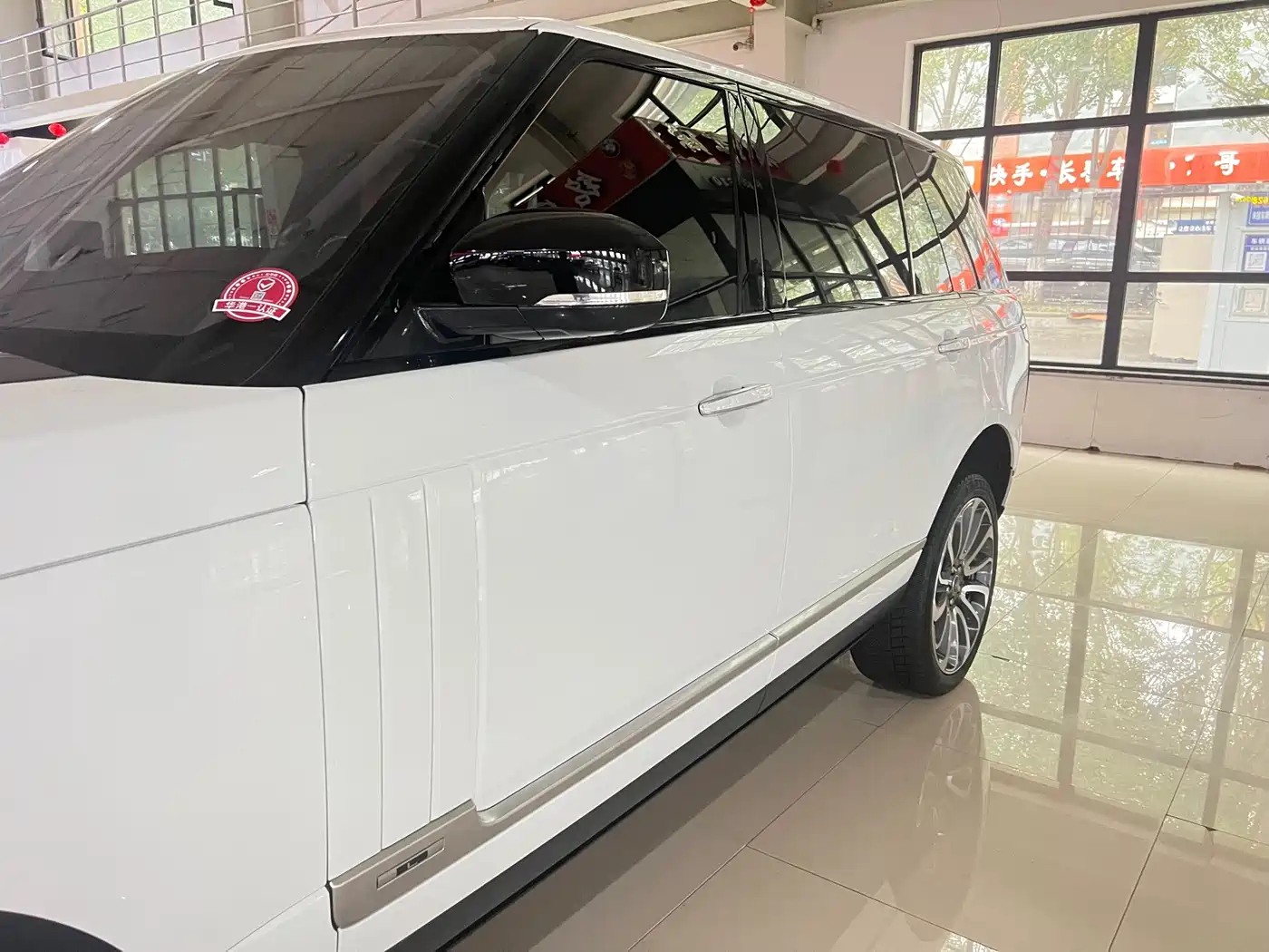 Land Rover Range Rover 2017 2016 3.0 SC V6 Vogue LWB