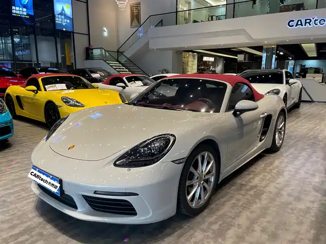 Porsche 718 Boxster 2.0T