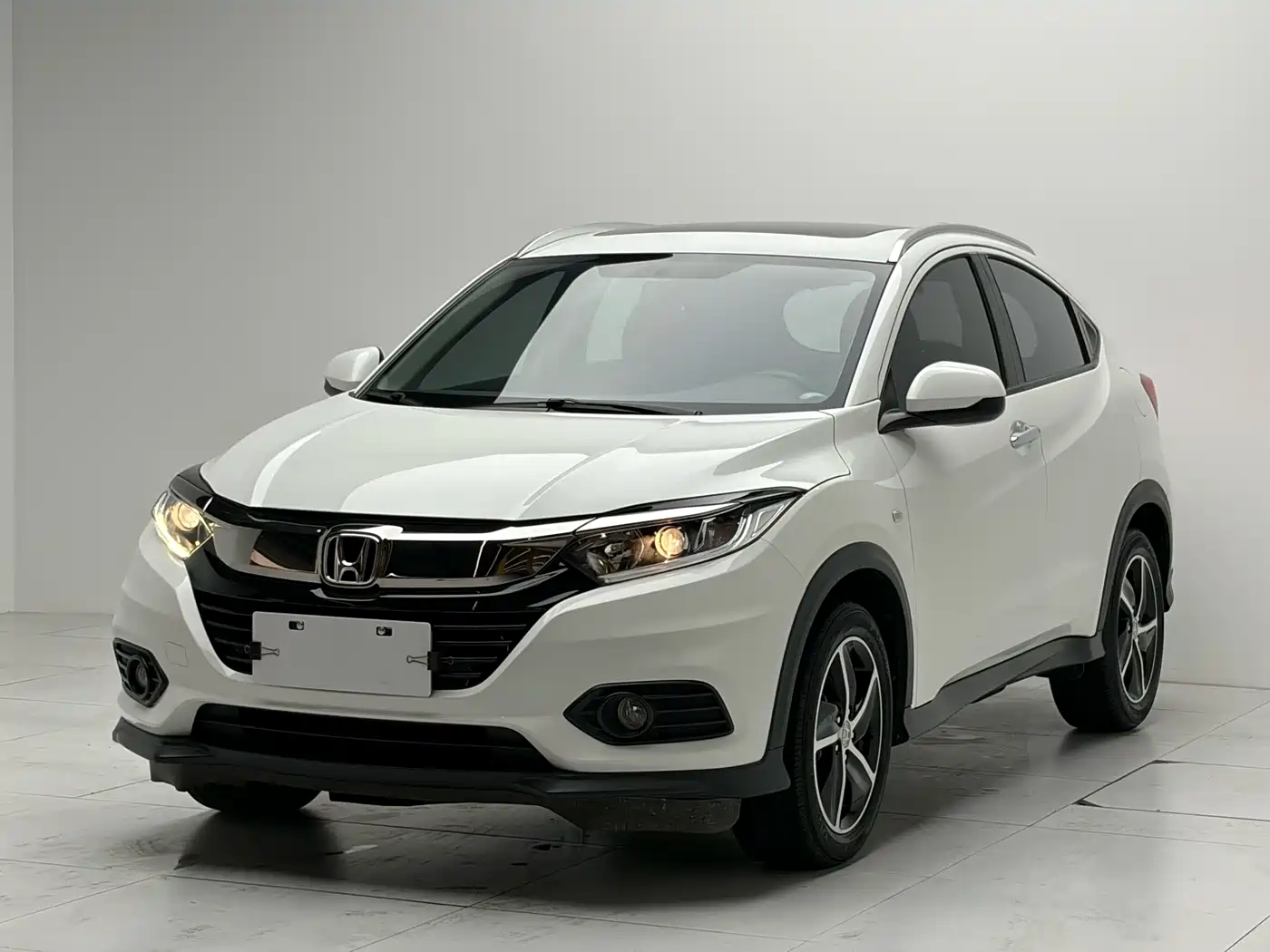 Honda Vezel 2020 1.5L CVT Pioneer
