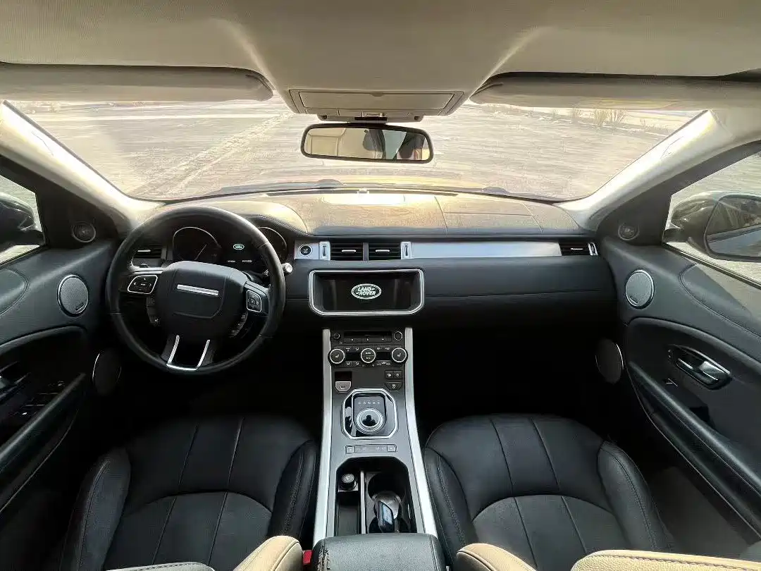 Land Rover Range Rover Evoque 2018 240PS SE Smart Edition фото 9