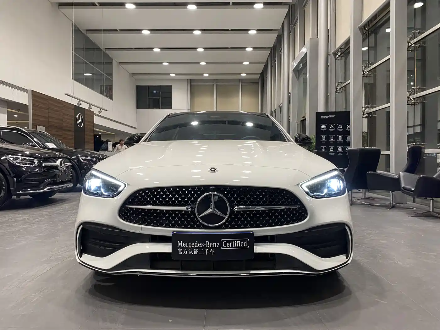 Mercedes-Benz C-Class 2022 Facelift C 260 L Night Edition Sport фото 2