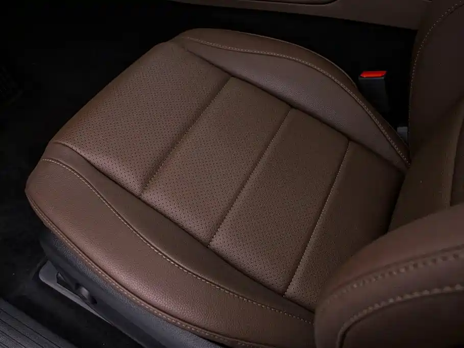 Mercedes-Benz GLE 2024 GLE 450 4MATIC Fashion фото 13