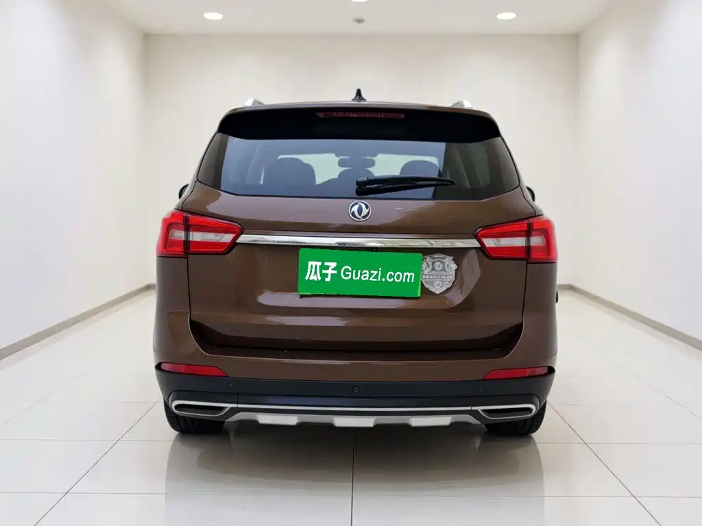 Dongfeng Fengxing Jingyi X5 2017 2017 2.0L Manual Premium