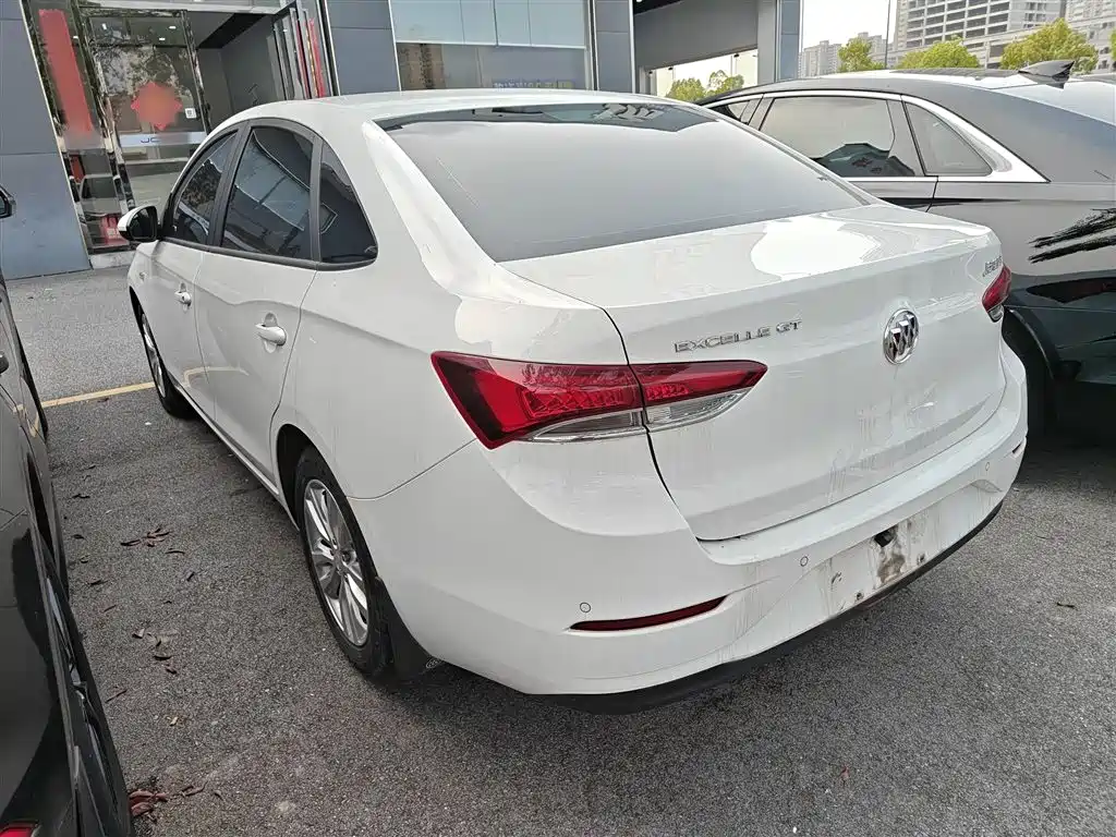 Buick Excelle 2021 Facelift Exemplar 1.5L Auto Progressive фото 23