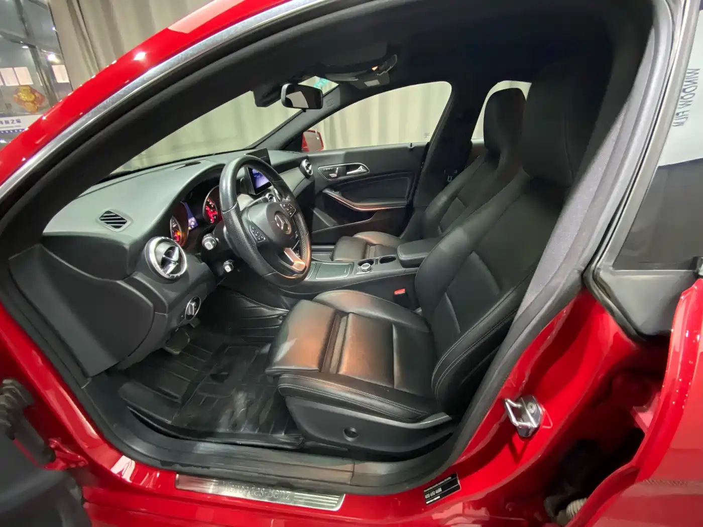 Mercedes-Benz CLA (Import) 2017 Facelift CLA 200 Style фото 11