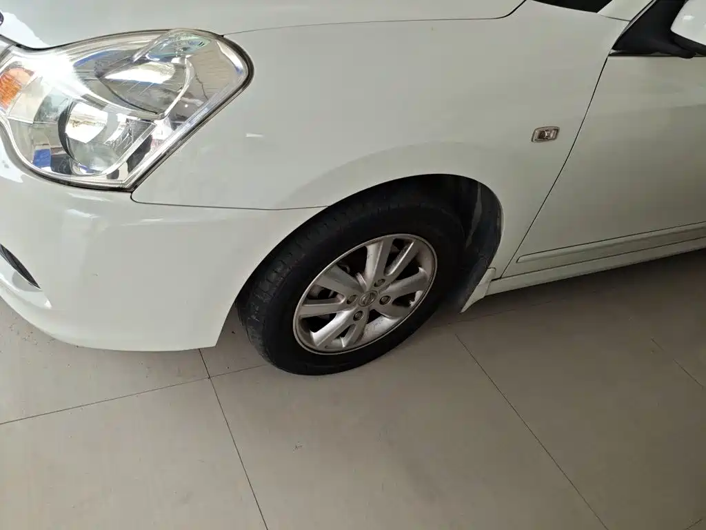 Фото 25 - Nissan Sylphy