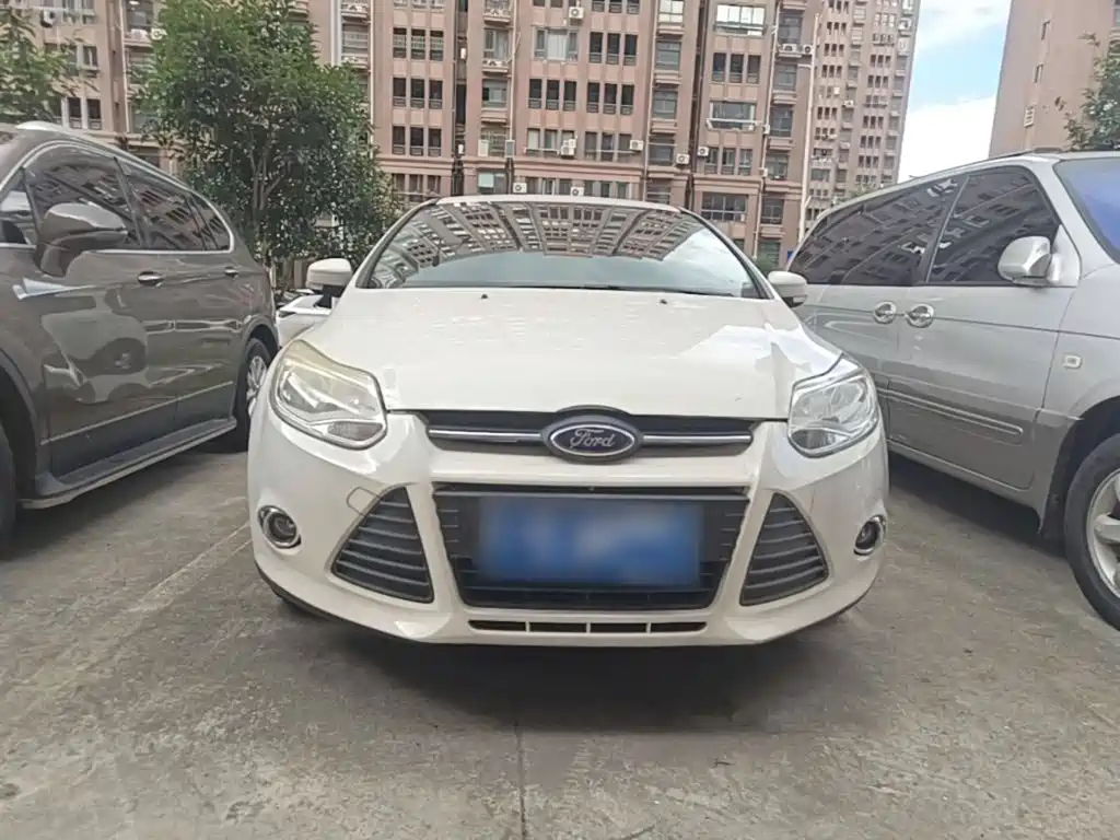 Фото 3 - Ford Focus