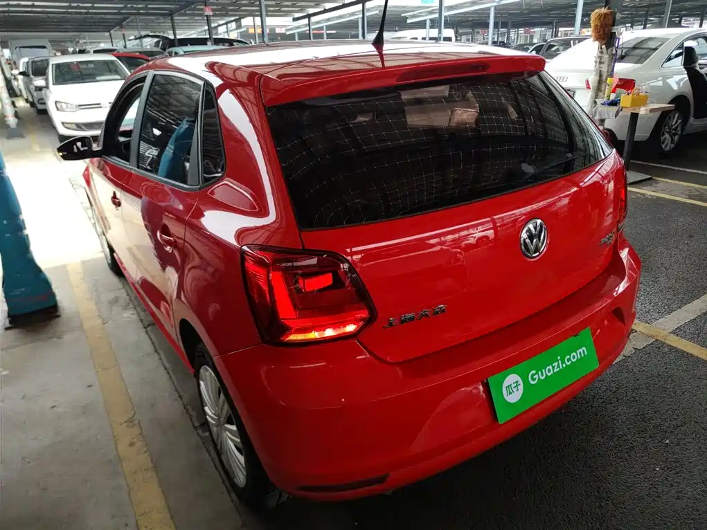 Volkswagen Polo 2016 1.6L Automatic Comfort фото 23