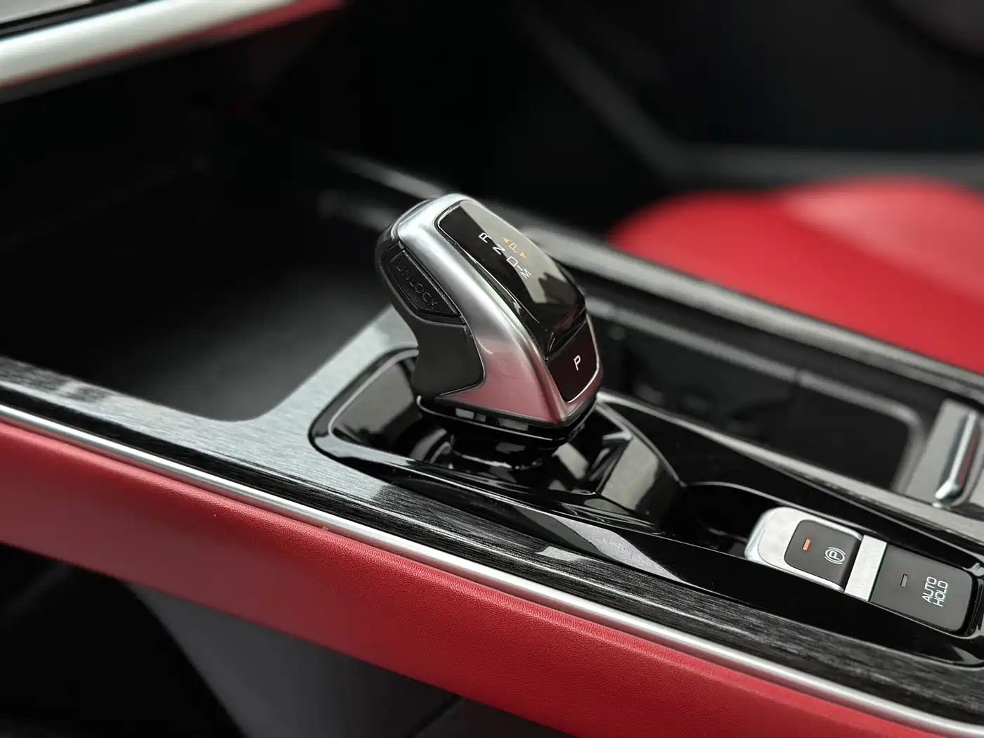 DONGFENG YI HYUN MAX