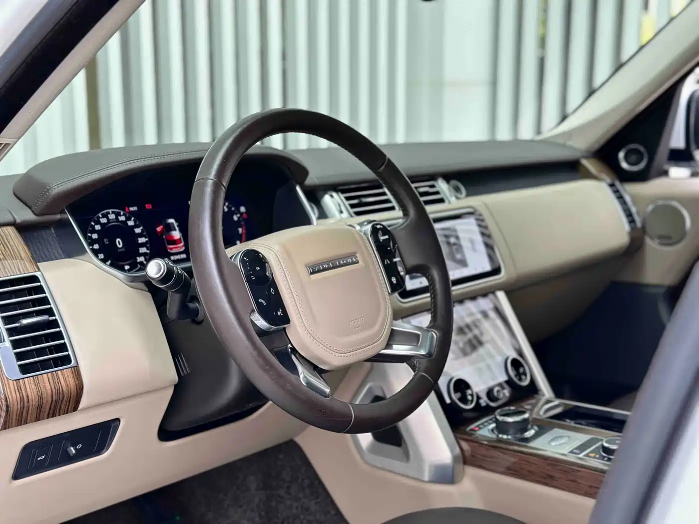 Land Rover Range Rover 2019 3.0 SC V6 Heritage Extended Edition фото 9