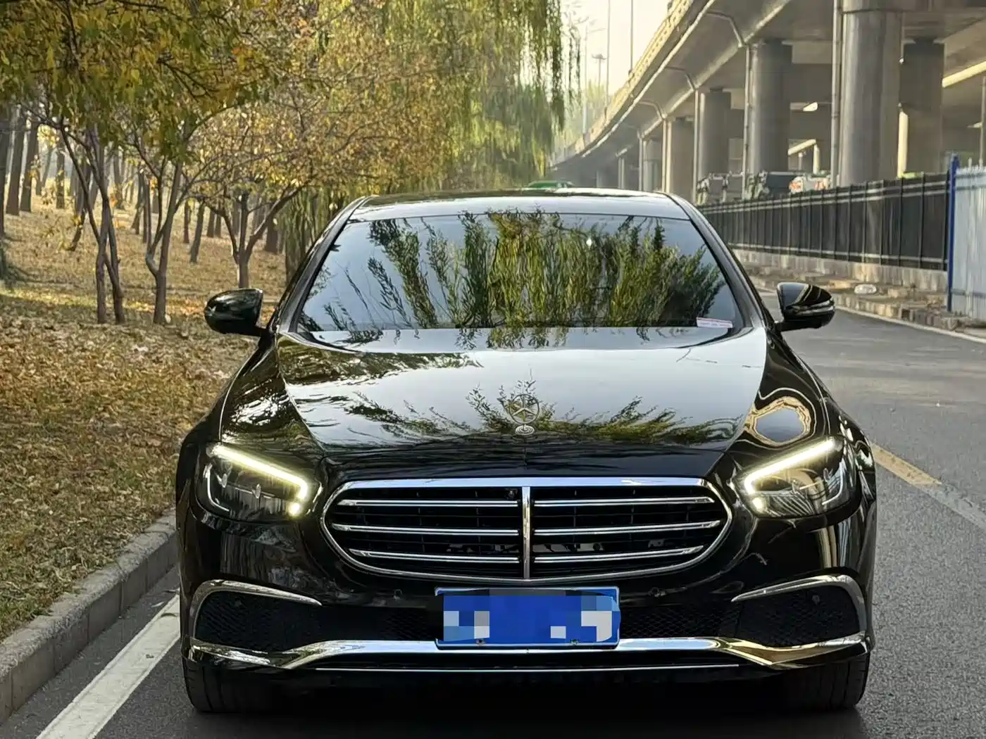Mercedes-Benz E-Class 2022 E 300 L Fashion фото 2