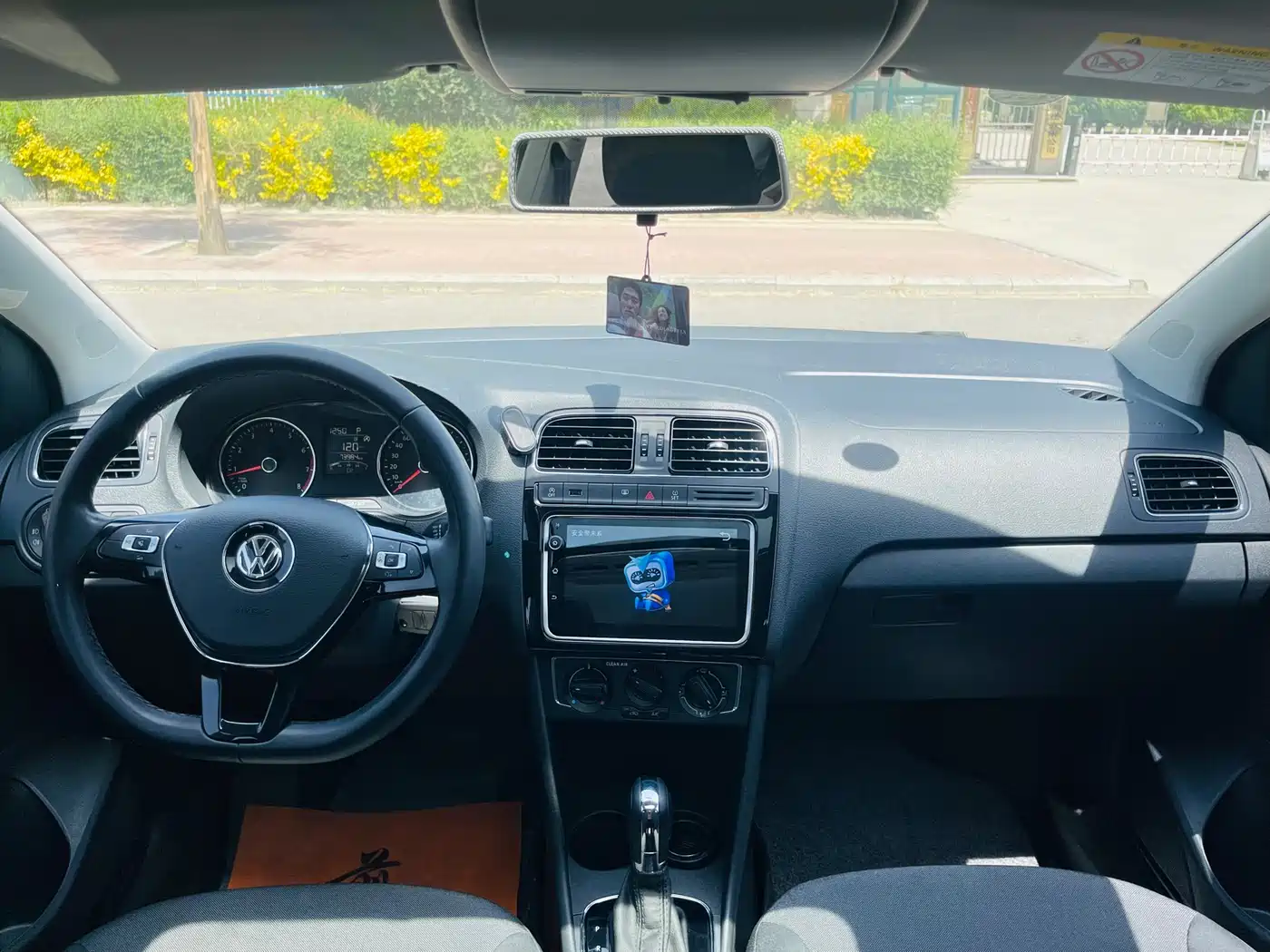 Volkswagen Polo 2018 1.5L Auto Comfort фото 5