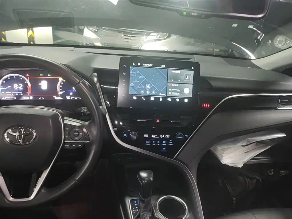 Toyota Camry 2021 2.5G Luxury Edition фото 10