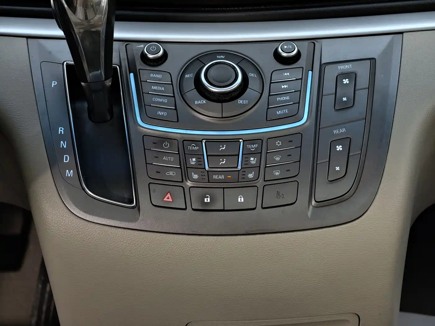 Buick GL8 2014 3.0L XT Luxury Business Flagship фото 41