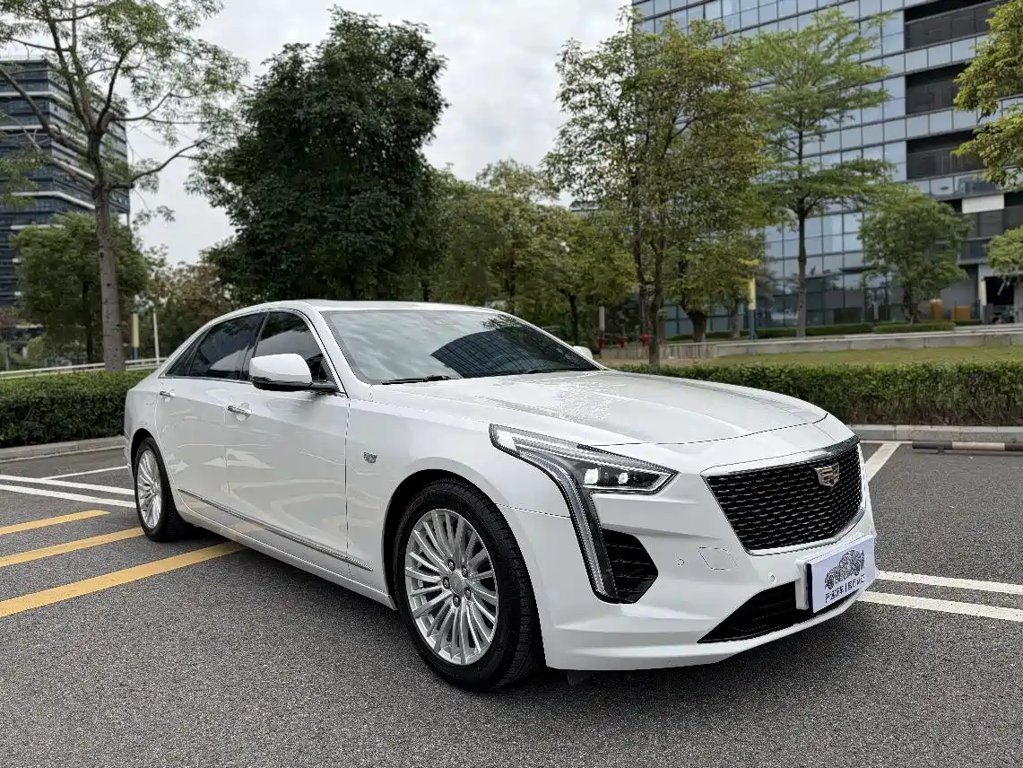 Фото 3 - Cadillac CT6