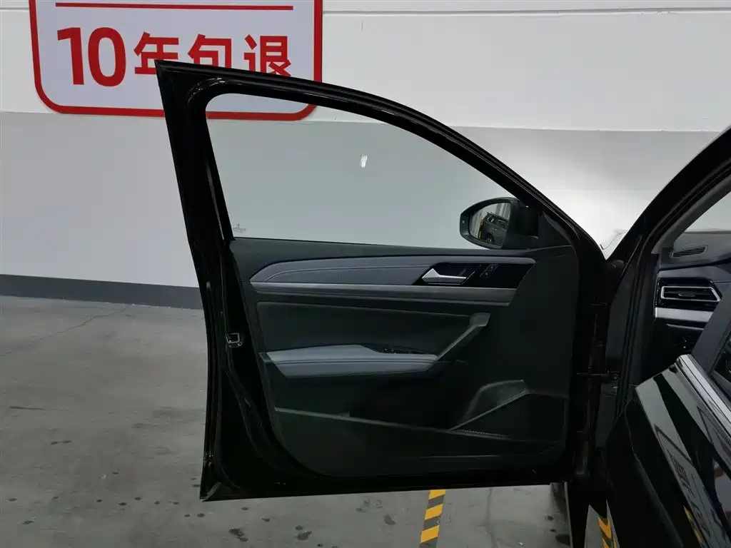 Volkswagen Lavida 2024 Model 1.5L Automatic 5 Million Edition фото 8