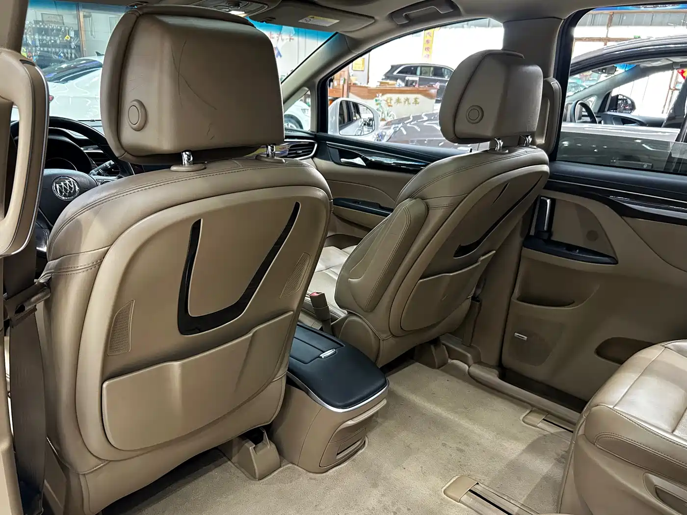 Buick GL8 2017 ES 28T Flagship China V фото 11