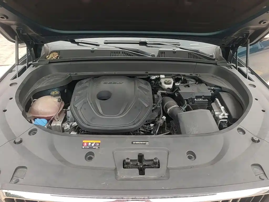 Фото 20 - Geely Monjaro