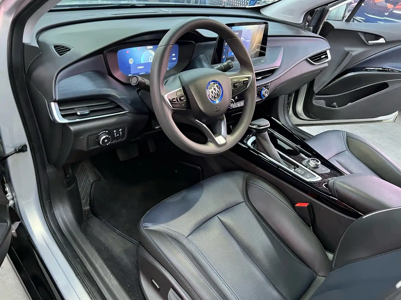 Buick Velite 6 2024 2024 Model 430km Premium Edition