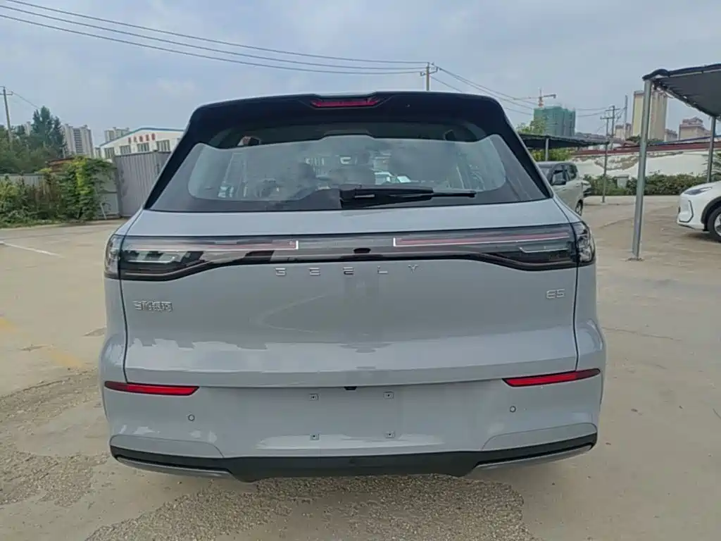 Geely Galaxy Galaxy E5 2026 2026 530km Voyager Edition